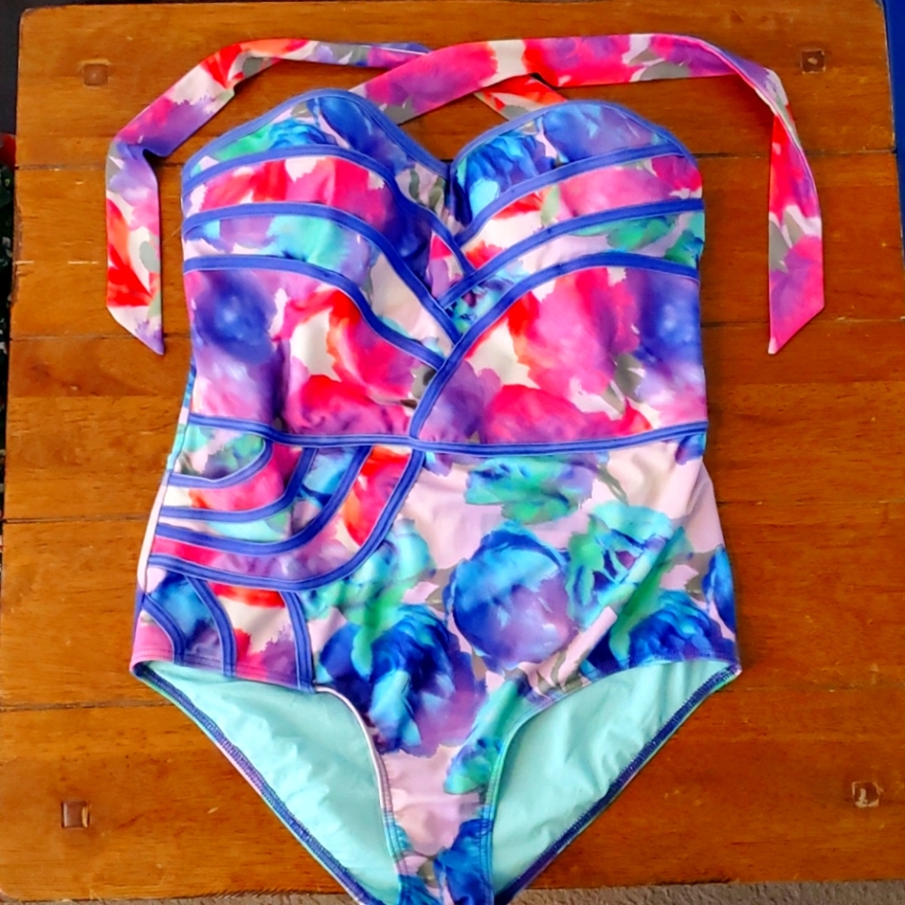 One-piece Bathing Suit Large